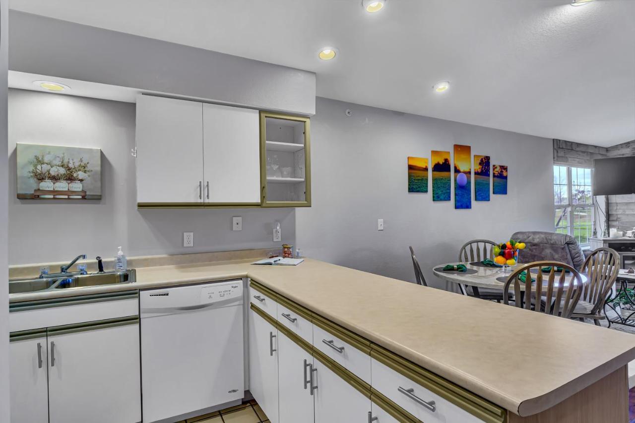 Fairway Heights Condo Бренсън Екстериор снимка